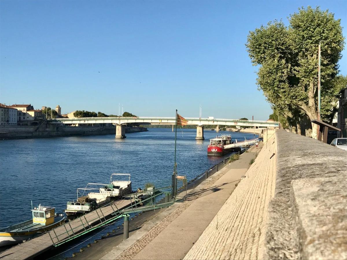 Hotel Porte De Camargue - Les Quais D'Arles Ngoại thất bức ảnh
