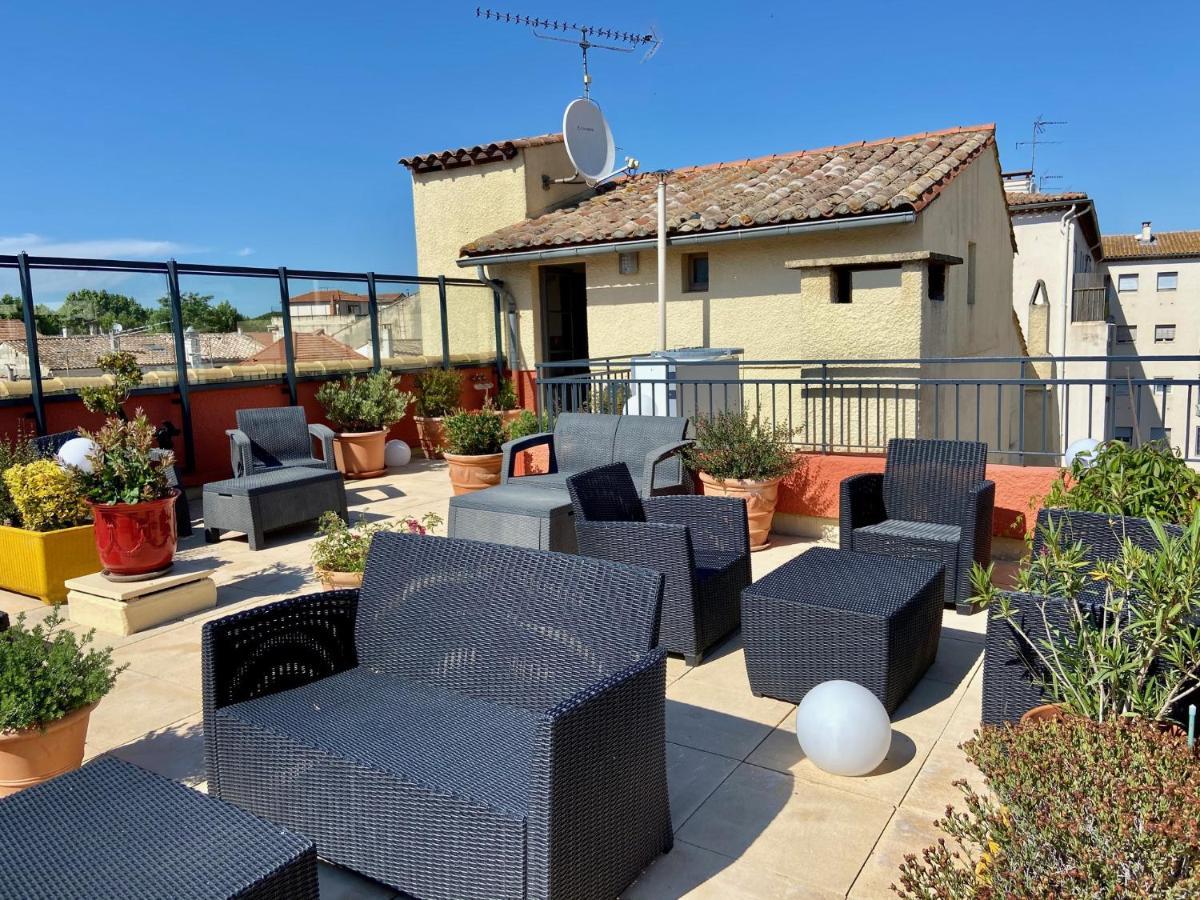 Hotel Porte De Camargue - Les Quais D'Arles Ngoại thất bức ảnh